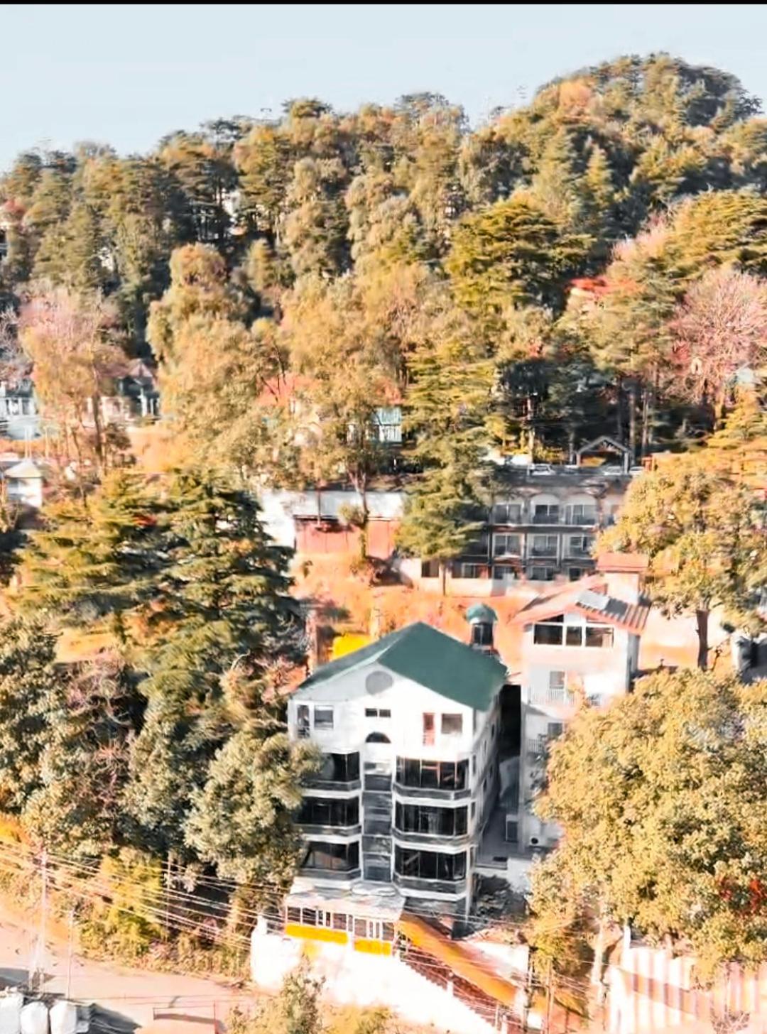 Hotel Holiday Dalhousie - Near Ghandhi Chowk Mall Road Exterior foto